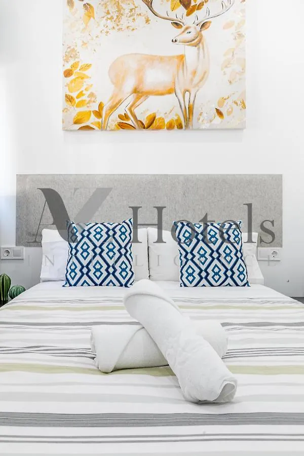 Ayz Silvela - Auto Check-In Property Malaga 0*,