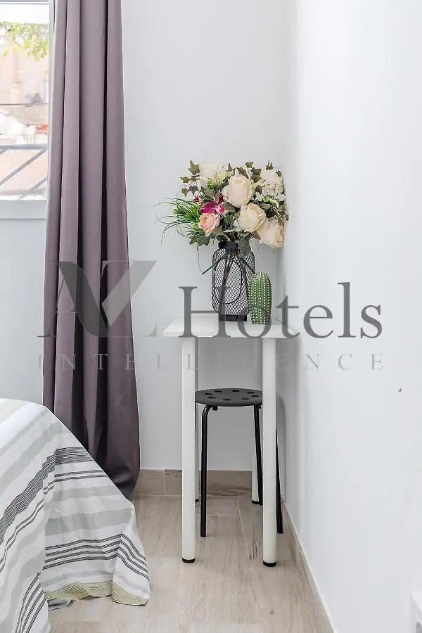 Ayz Silvela - Auto Check-In Property Malaga Guest house