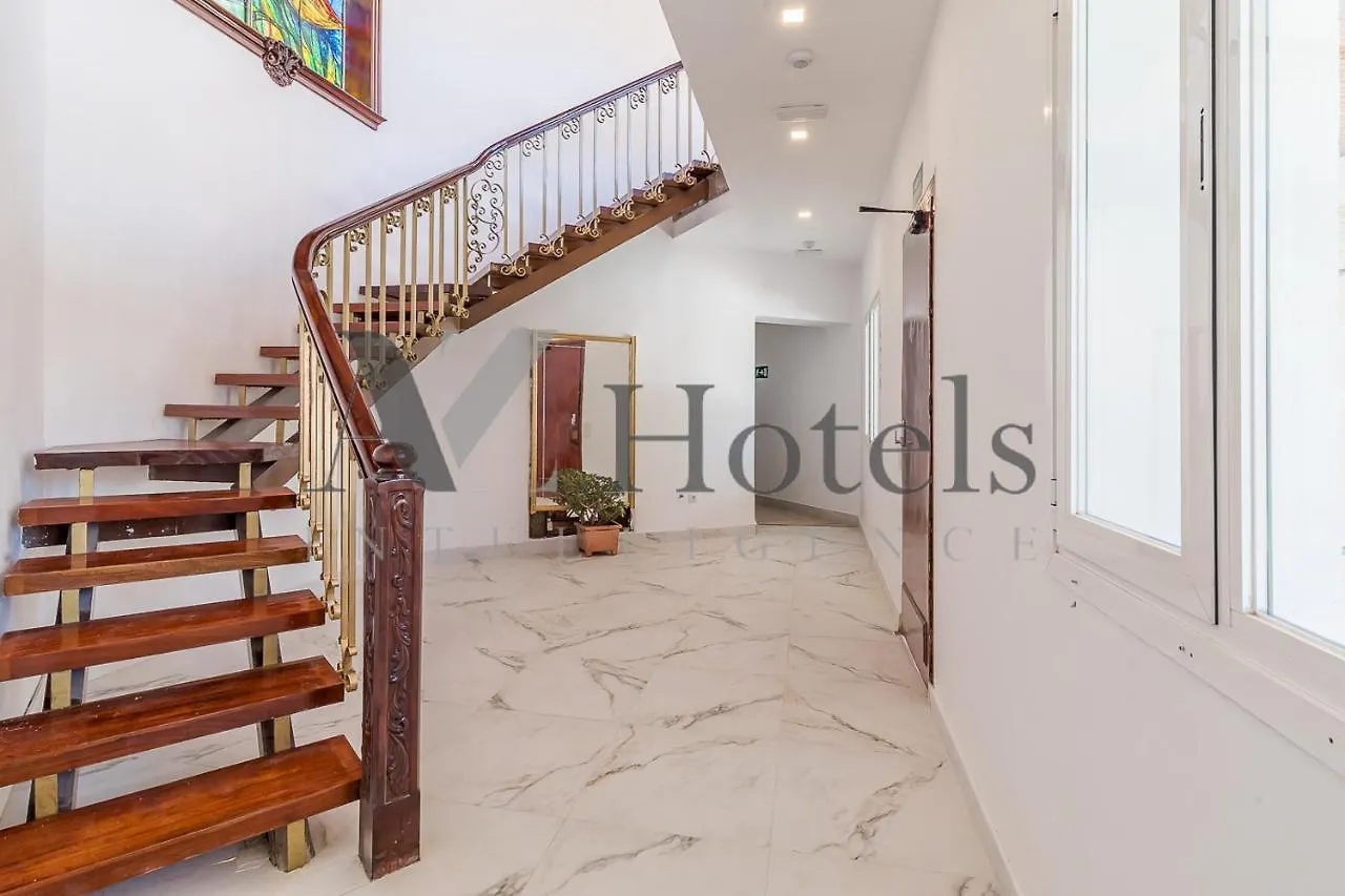 Ayz Silvela - Auto Check-In Property Malaga Spain