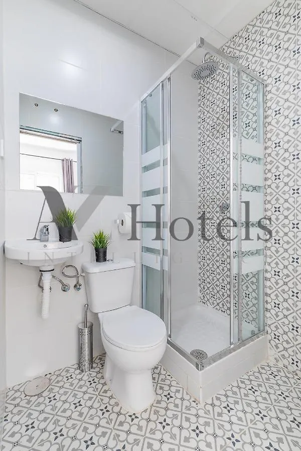 Ayz Silvela - Auto Check-In Property Hotel Malaga Guest house